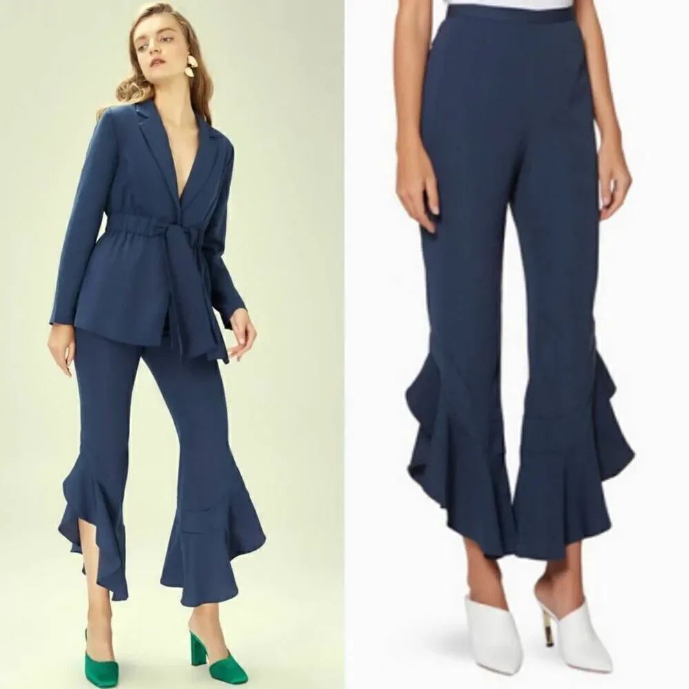 Keepsake only one pants navy Small, NWT